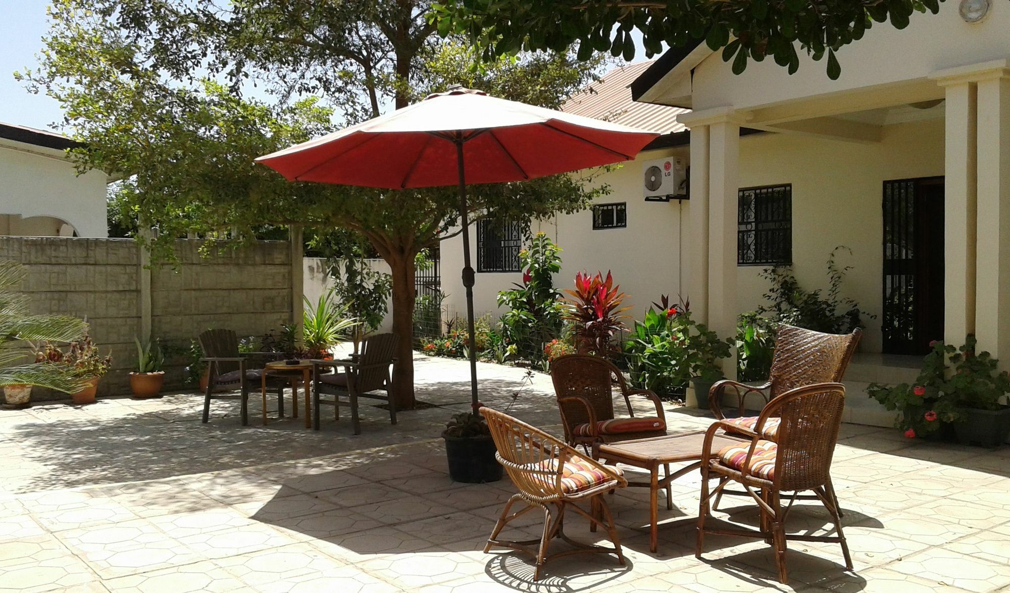 B & B Villa Calliandra Bijilo Kültér fotó