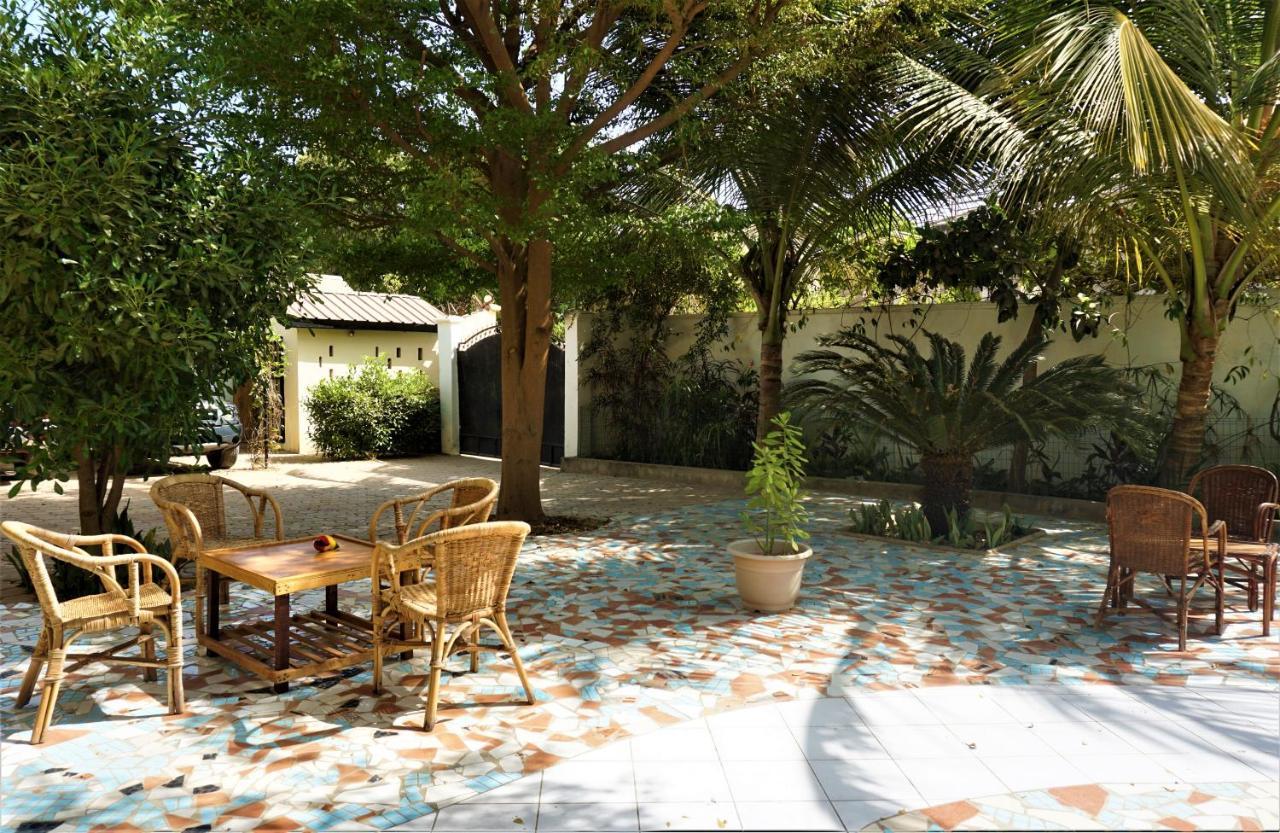 B & B Villa Calliandra Bijilo Kültér fotó