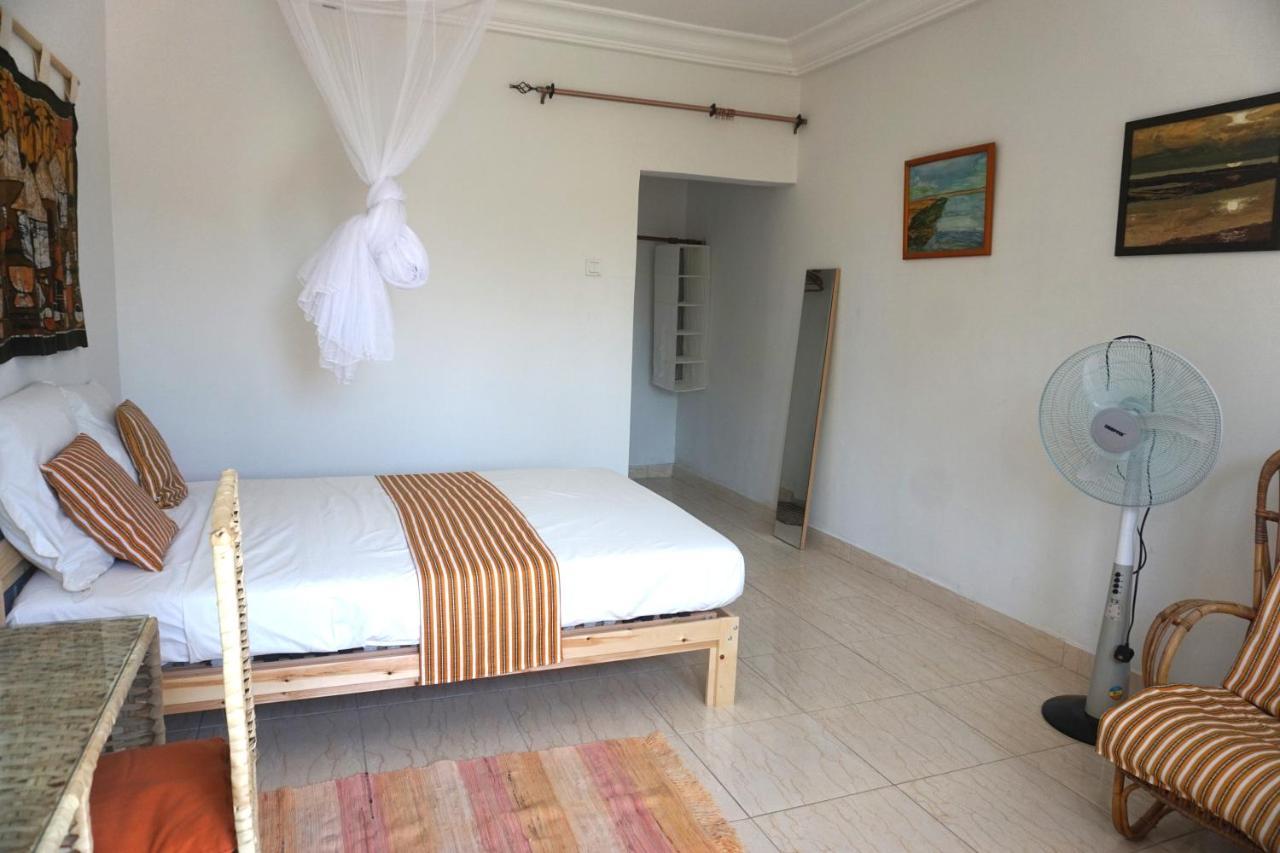 B & B Villa Calliandra Bijilo Kültér fotó