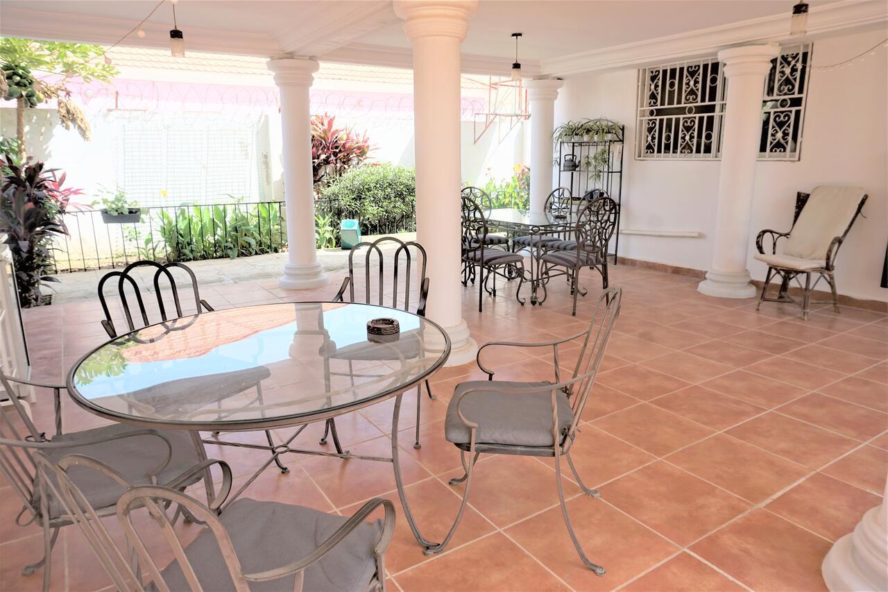 B & B Villa Calliandra Bijilo Kültér fotó
