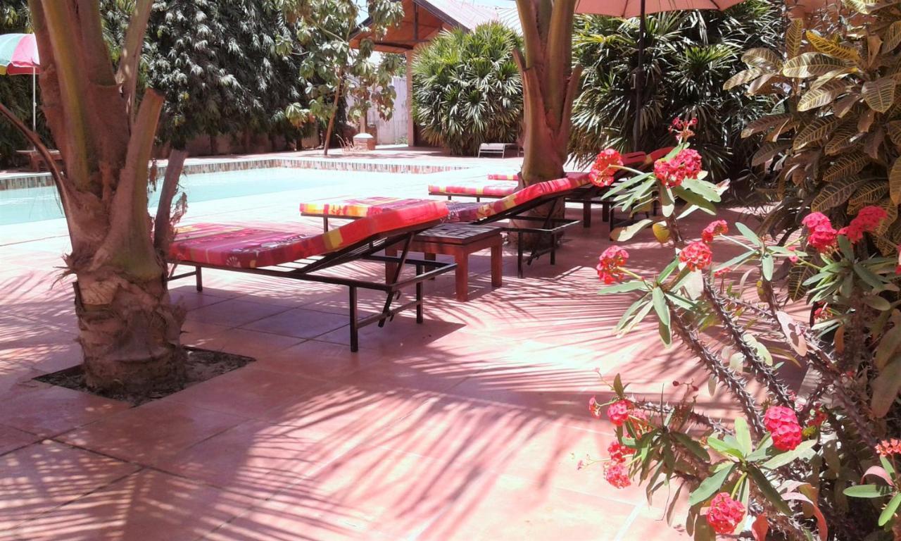 B & B Villa Calliandra Bijilo Kültér fotó